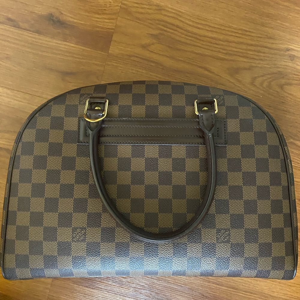 LOUIS VUITTON NOLITA BAG
